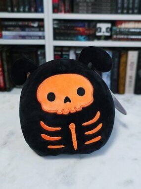 SQUISHMALLOWS - Scrapper the skeleton dog 5"